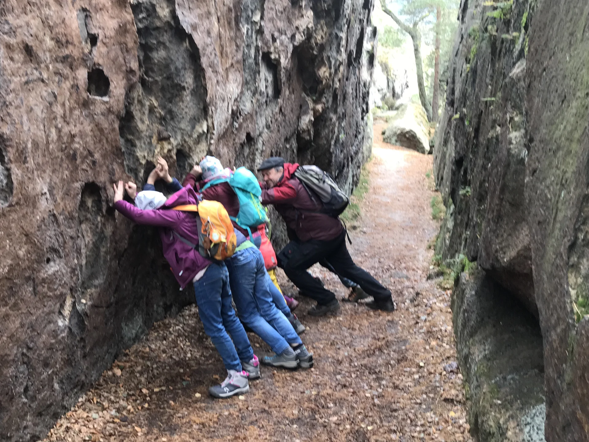 Felsen schieben | © J. Breidenstein