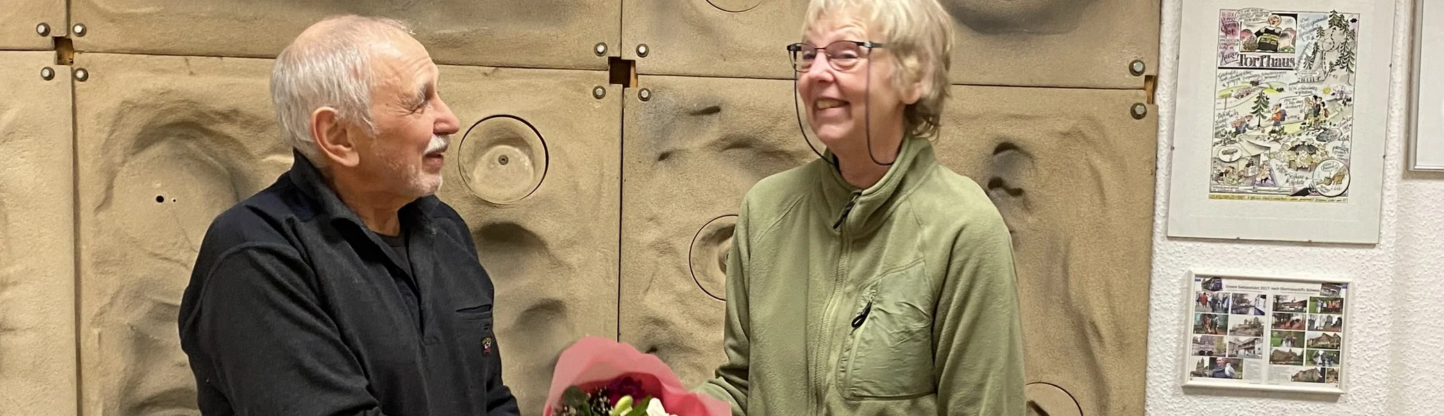 Glückwunsch an 7000stes Mitglied | © AlpinClub Berlin