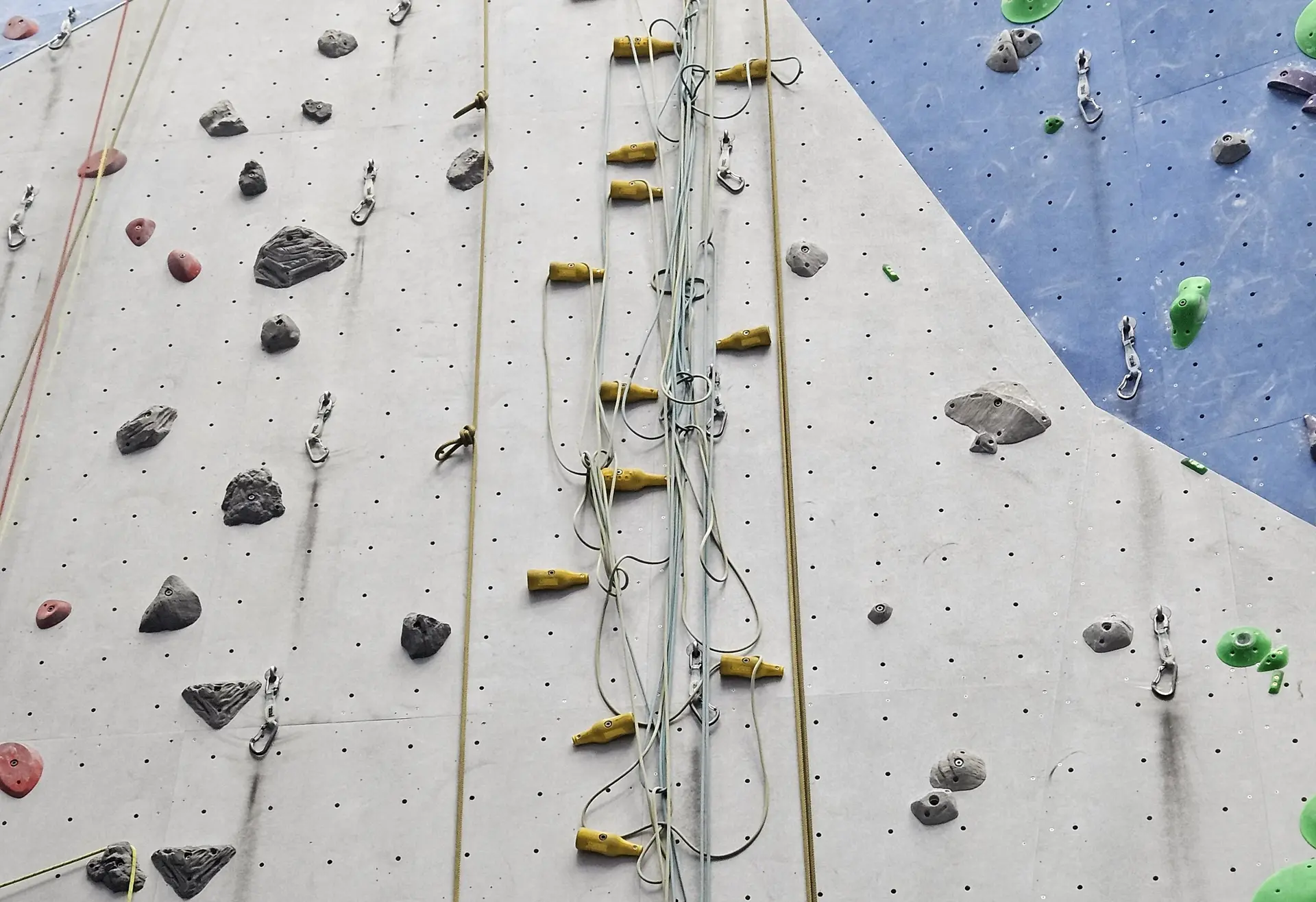 AlpinClub Berlin | © Mehrseillängen-Vorbereitung indoor