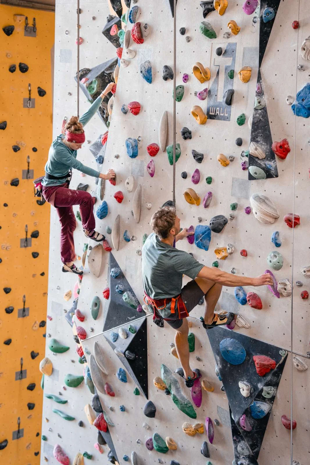 Indoor-Klettern am Autobelay | © DAV / Marisa Koch
