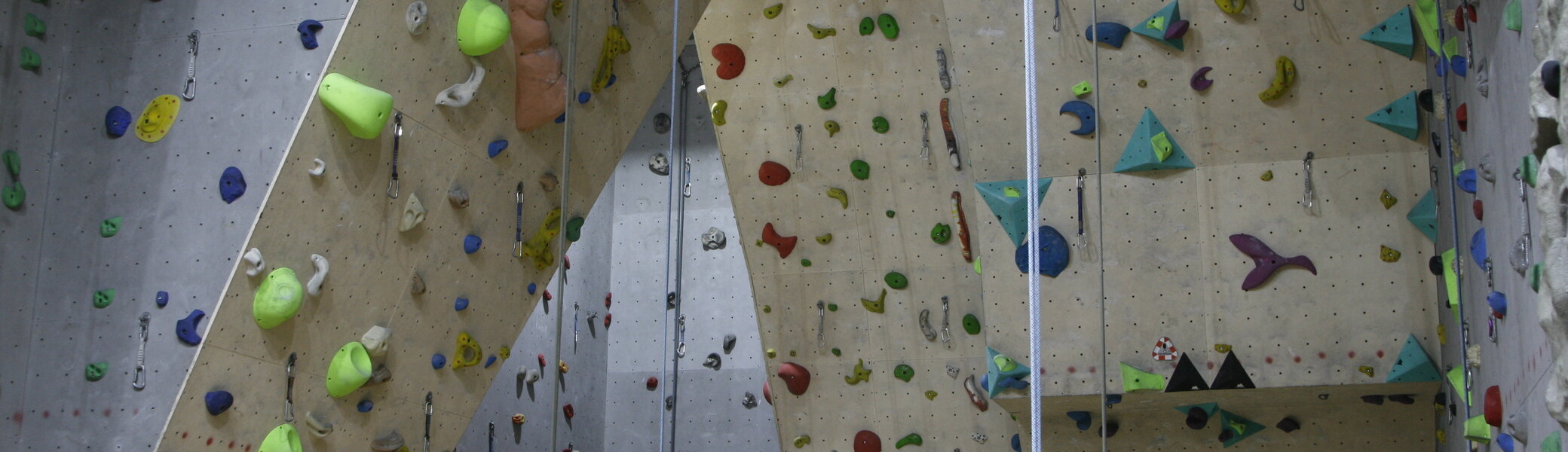 Kletterhalle Hüttenweg, AlpinClub Berlin (DAV) | © Tom Pfeifer, AlpinClub Berlin