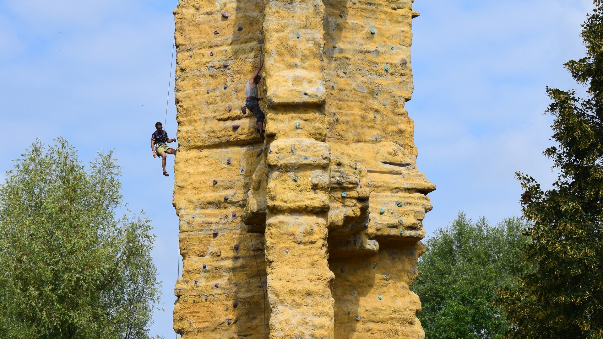 Wuhletalwächter Westseite | ©     CC-BY-SA-4.0, Wikimedia, Dreizung