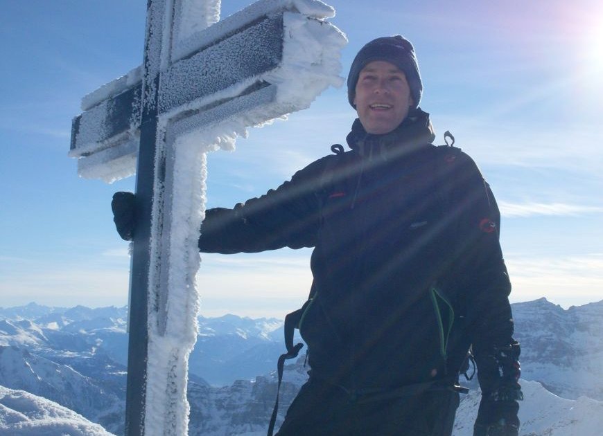 Mike Koppitz am Gipfelkreuz | © Mike Koppitz