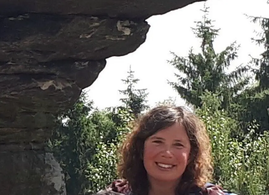 Jenny Breidenstein mit Hund in Sachsen | © Jenny Breidenstein